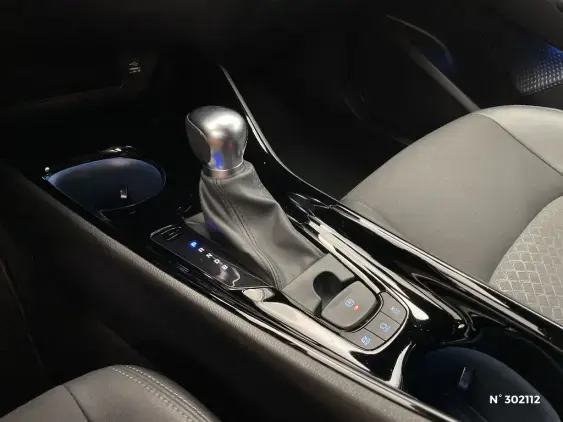 TOYOTA C-HR - voiture d'occasion - Photo 29