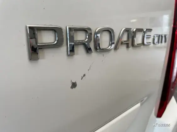 TOYOTA PROACE CITY VERSO - voiture d'occasion - Photo 25