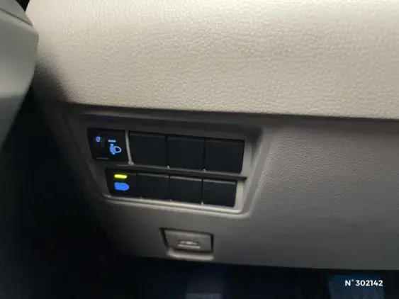 TOYOTA YARIS IV - voiture d'occasion - Photo 15