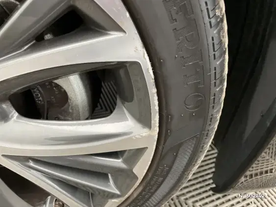 TOYOTA YARIS IV - voiture d'occasion - Photo 26