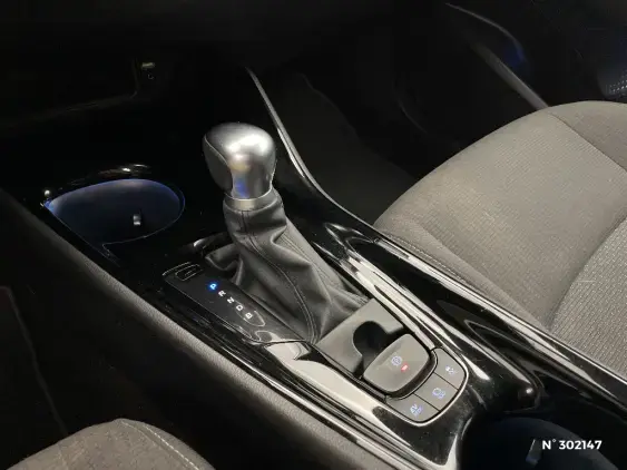 TOYOTA C-HR - voiture d'occasion - Photo 29