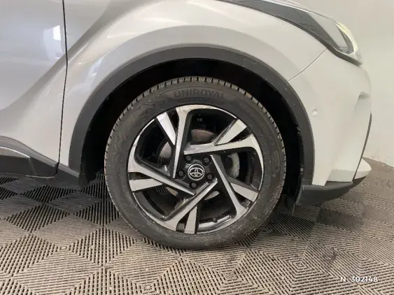 TOYOTA C-HR - voiture d'occasion - Photo 8
