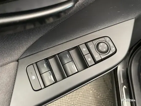 TOYOTA C-HR II - voiture d'occasion - Photo 27