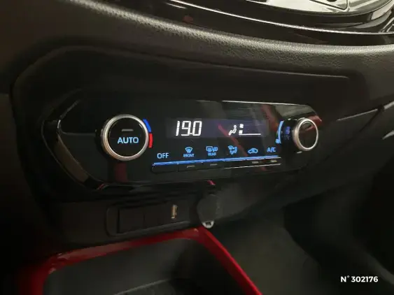 TOYOTA AYGO X - voiture d'occasion - Photo 30