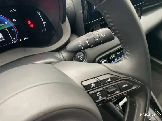 TOYOTA YARIS IV - voiture d'occasion - Photo 28