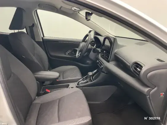 TOYOTA YARIS IV - voiture d'occasion - Photo 10