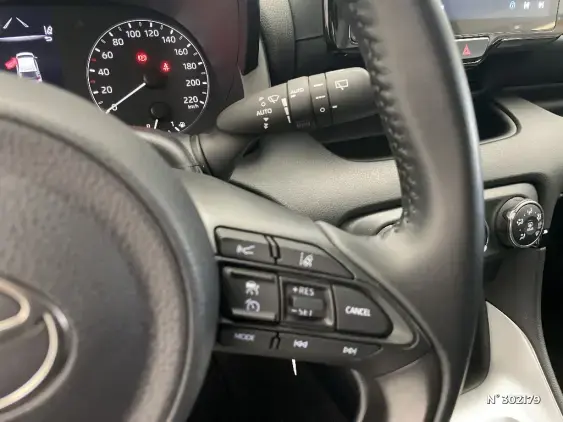 TOYOTA YARIS IV - voiture d'occasion - Photo 27