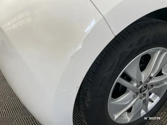 TOYOTA YARIS IV - voiture d'occasion - Photo 26