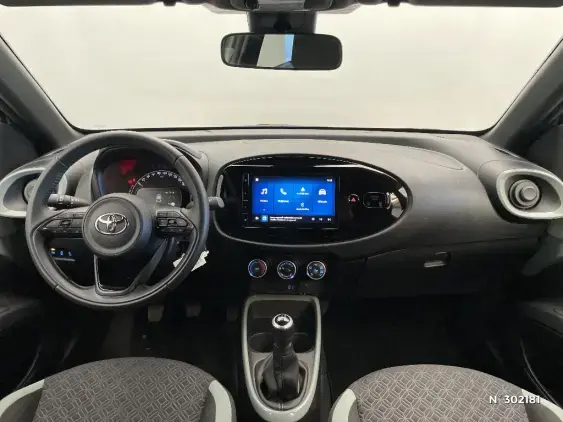 TOYOTA AYGO X - voiture d'occasion - Photo 9