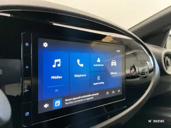 TOYOTA AYGO X - voiture d'occasion - Photo 13