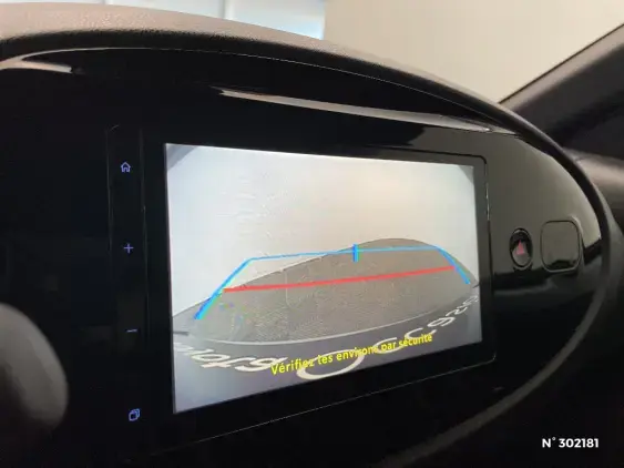 TOYOTA AYGO X - voiture d'occasion - Photo 14