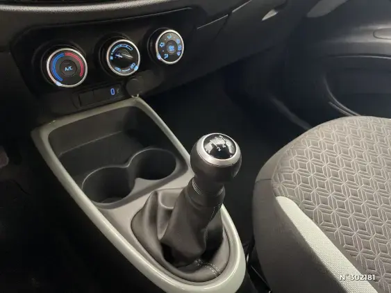 TOYOTA AYGO X - voiture d'occasion - Photo 29