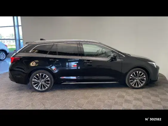 TOYOTA COROLLA TOURING SPT X - voiture d'occasion - Photo 5