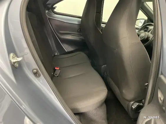 TOYOTA AYGO X - voiture d'occasion - Photo 11