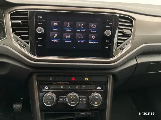 VOLKSWAGEN T-ROC - voiture d'occasion - Photo 13