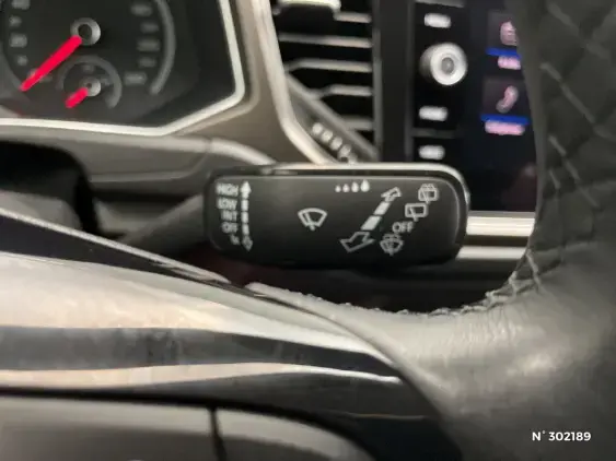 VOLKSWAGEN T-ROC - voiture d'occasion - Photo 28