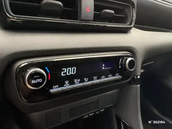 TOYOTA YARIS IV - voiture d'occasion - Photo 28