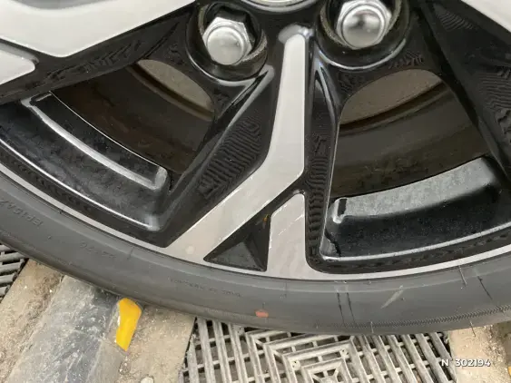 TOYOTA YARIS IV - voiture d'occasion - Photo 27