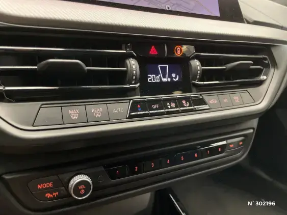 BMW SERIE 1 F40 - voiture d'occasion - Photo 29