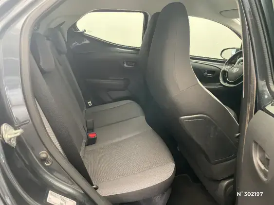 TOYOTA AYGO II - voiture d'occasion - Photo 11