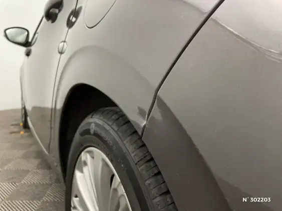 PEUGEOT 208 - voiture d'occasion - Photo 26