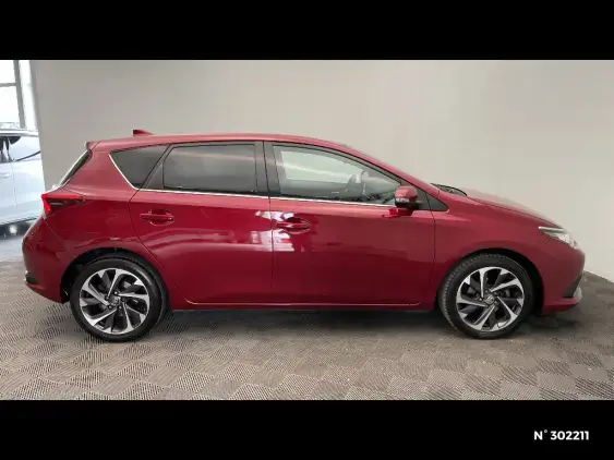 TOYOTA AURIS II - voiture d'occasion - Photo 5