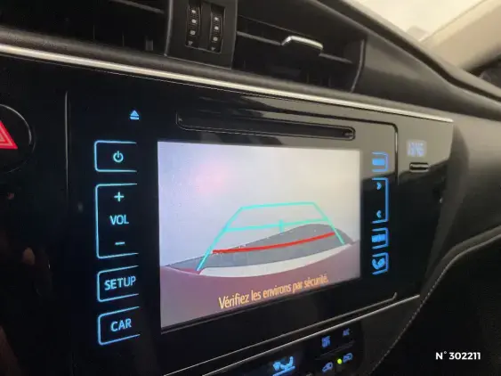 TOYOTA AURIS II - voiture d'occasion - Photo 14