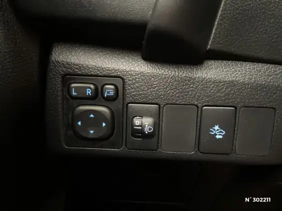 TOYOTA AURIS II - voiture d'occasion - Photo 15