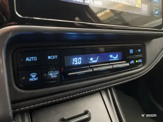 TOYOTA AURIS II - voiture d'occasion - Photo 28