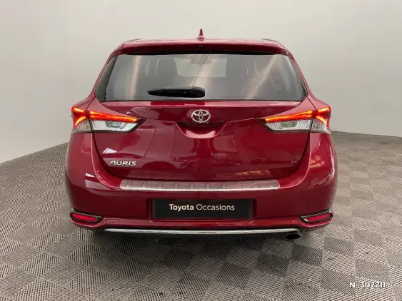 TOYOTA AURIS II - voiture d'occasion - Photo 6