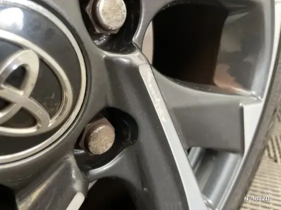 TOYOTA AURIS II - voiture d'occasion - Photo 27