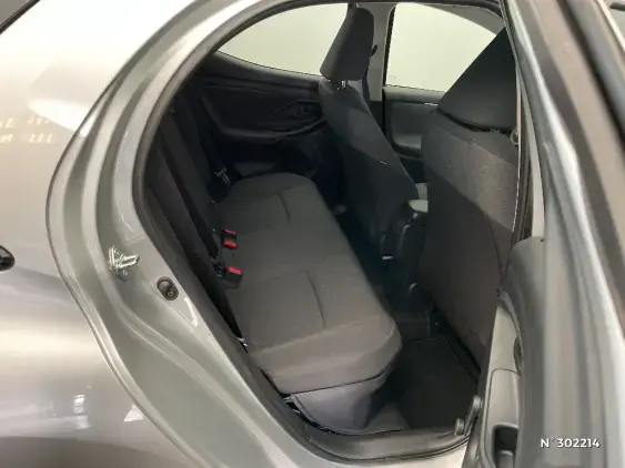 TOYOTA YARIS IV - voiture d'occasion - Photo 11