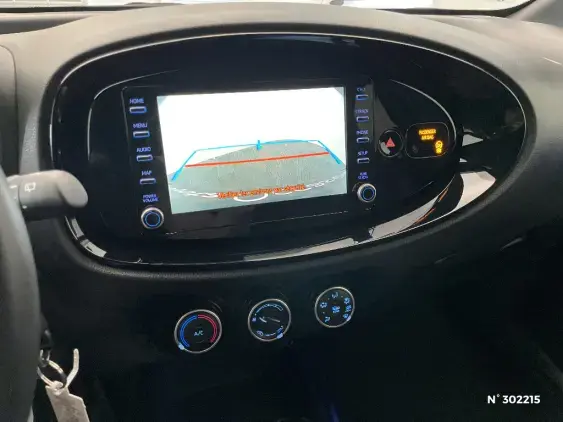 TOYOTA AYGO X - voiture d'occasion - Photo 14