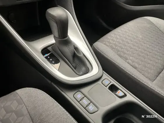 TOYOTA YARIS IV - voiture d'occasion - Photo 31