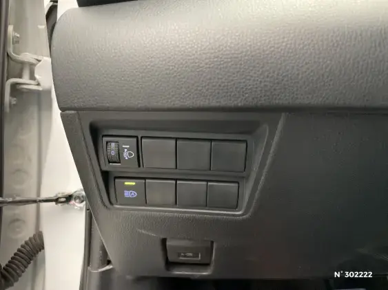 TOYOTA YARIS IV - voiture d'occasion - Photo 15