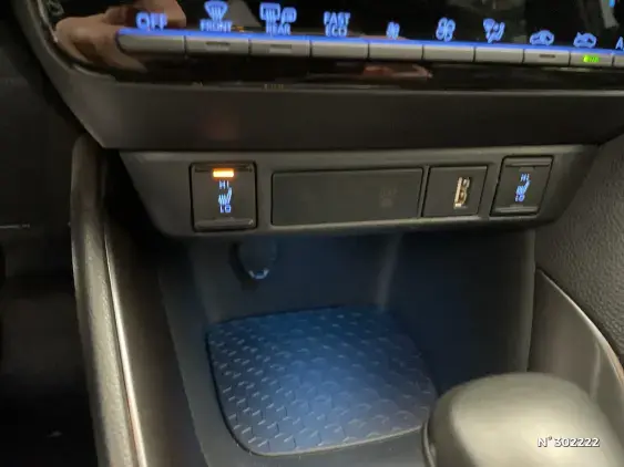 TOYOTA YARIS IV - voiture d'occasion - Photo 30