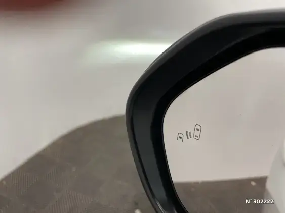 TOYOTA YARIS IV - voiture d'occasion - Photo 32