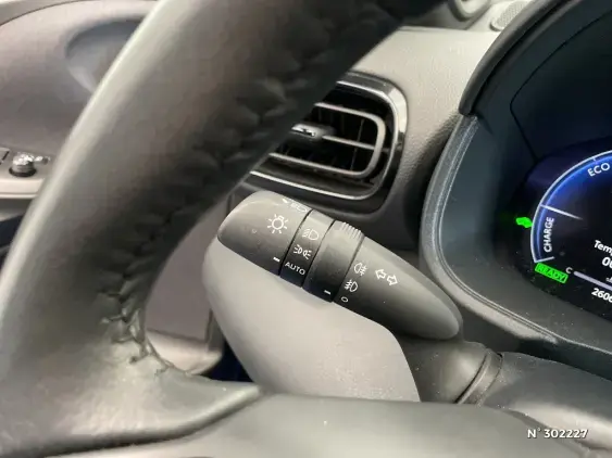 TOYOTA YARIS IV - voiture d'occasion - Photo 26