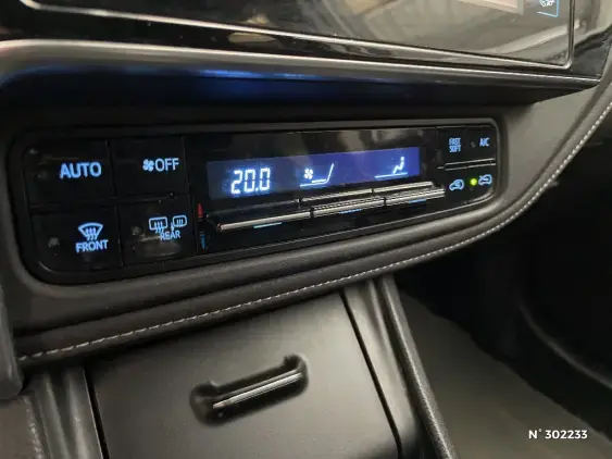 TOYOTA AURIS II - voiture d'occasion - Photo 31