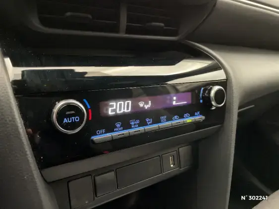 TOYOTA YARIS CROSS I - voiture d'occasion - Photo 26