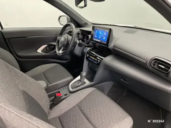 TOYOTA YARIS CROSS I - voiture d'occasion - Photo 10