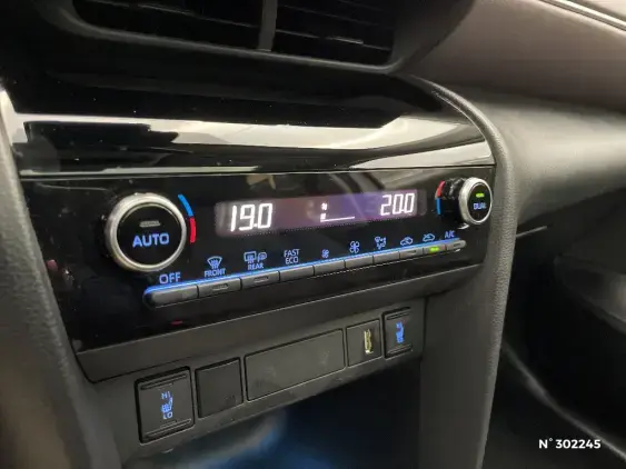 TOYOTA YARIS CROSS I - voiture d'occasion - Photo 31