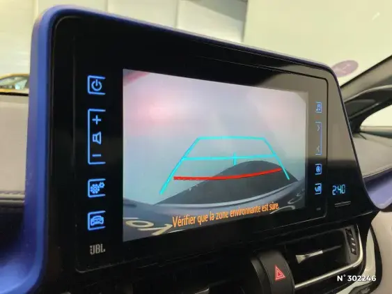 TOYOTA C-HR - voiture d'occasion - Photo 14