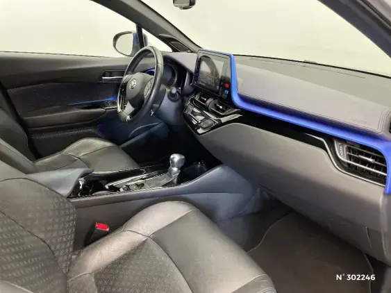 TOYOTA C-HR - voiture d'occasion - Photo 10