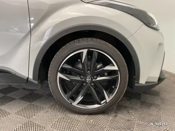 TOYOTA C-HR - voiture d'occasion - Photo 8