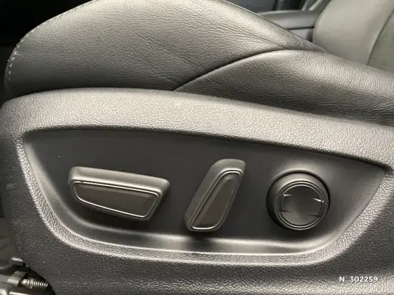TOYOTA C-HR - voiture d'occasion - Photo 33