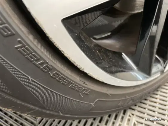 TOYOTA C-HR - voiture d'occasion - Photo 27