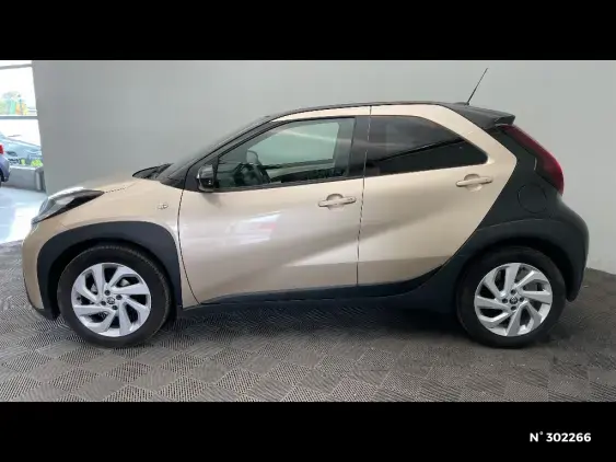 TOYOTA AYGO X - voiture d'occasion - Photo 2