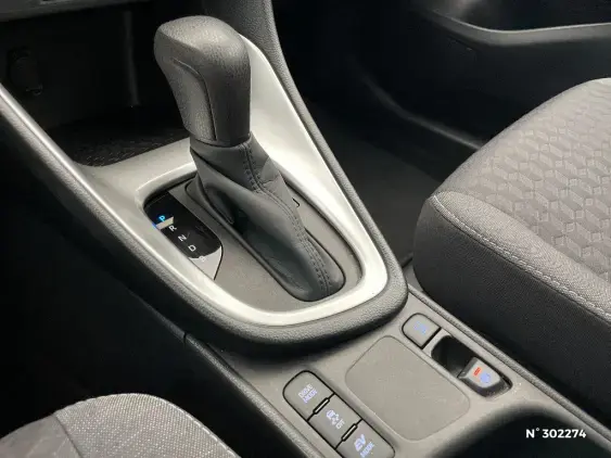 TOYOTA YARIS IV - voiture d'occasion - Photo 31