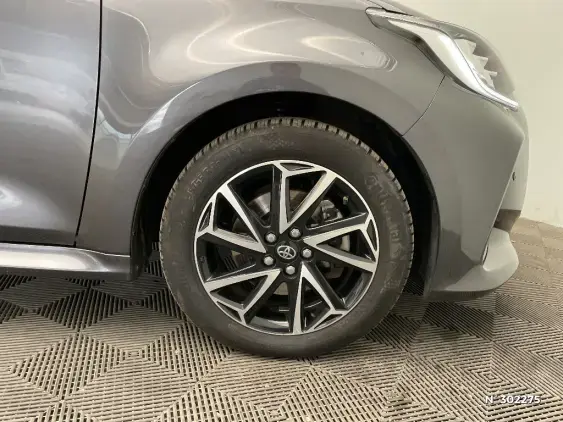 TOYOTA YARIS IV - voiture d'occasion - Photo 8